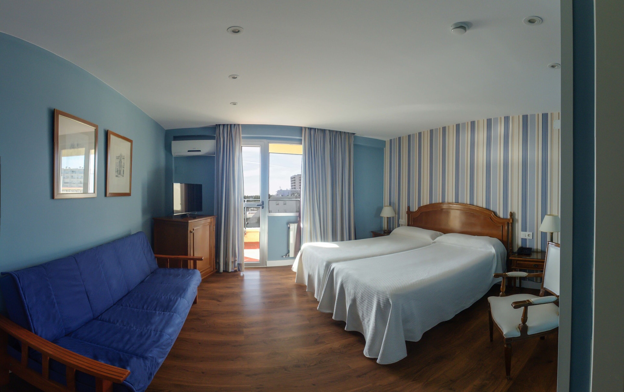 ROOM, TRIPLE, POOL VIEW, SEA VIEW