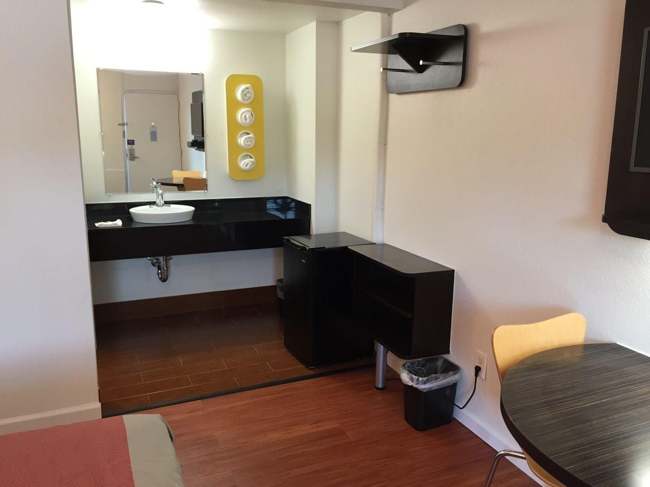 Motel6 Glassboro - Rowan University 50/64