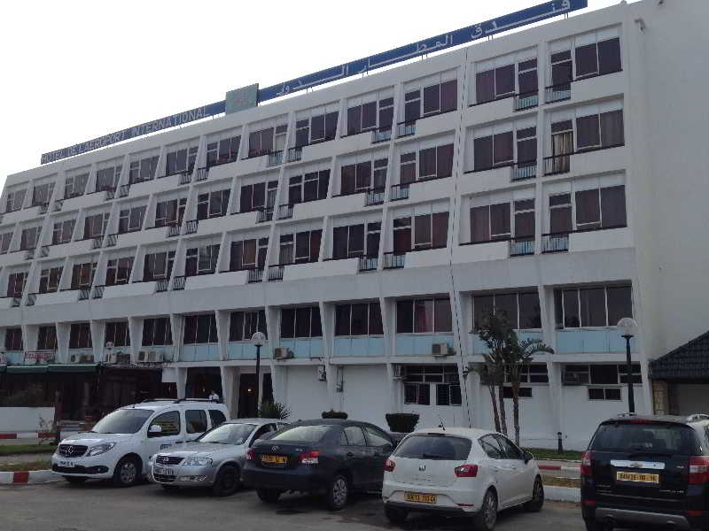 Hotel De L aeroport 12/13
