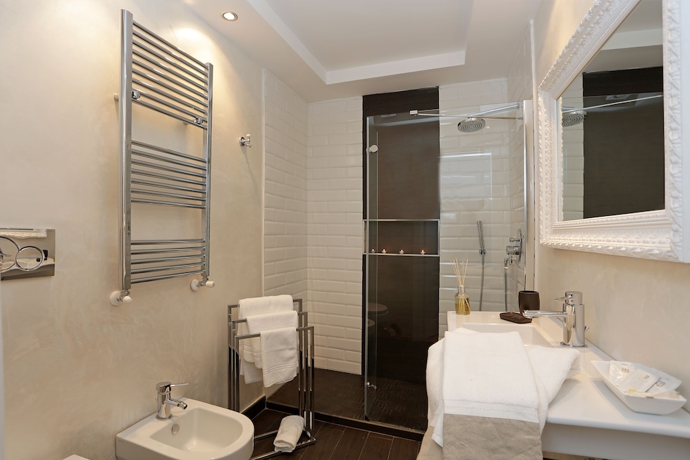Madonna de Monti Suites 42/50