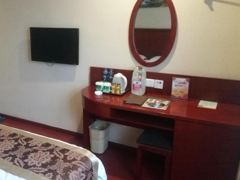 GreenTree Inn Anhui Bozhou Mengcheng Zhuangzi Road Express Hotel 37/50