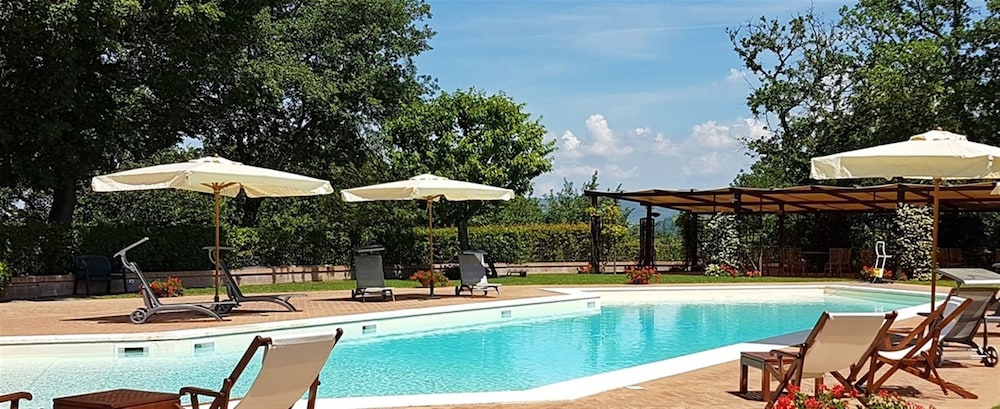 Il Castellaro Country House 68/71