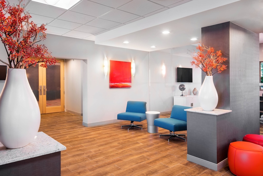 Fairfield Inn Suites By Marriott Charlotte Uptown 15/63