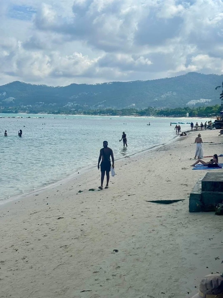 Combo Beach Hotel Samui 45/49