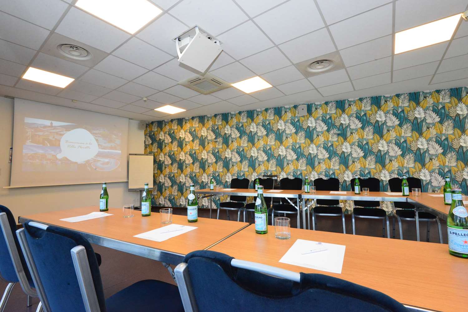 Sure Hotel by Best Western Gemenos en Provence 9/12