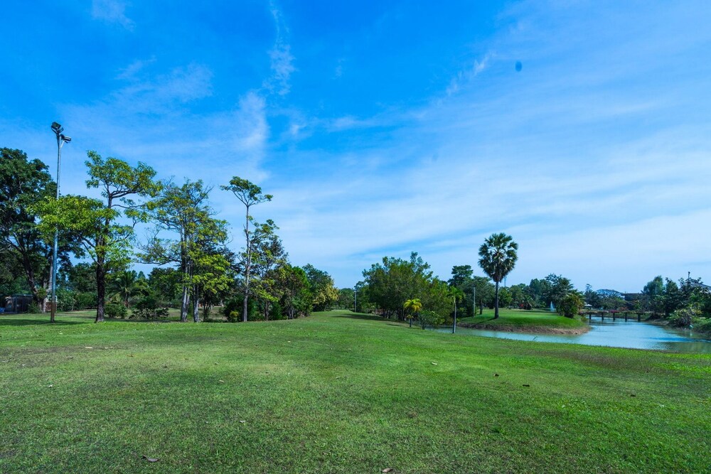 Baan Suan Khunta Golf Resort 65/67