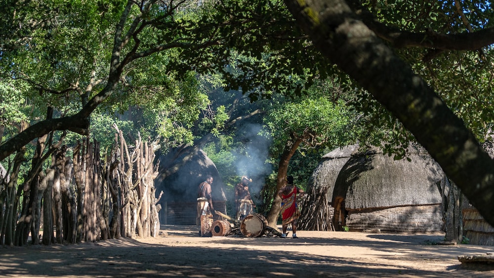 Gooderson Dumazulu Lodge and Traditional Village 48/50