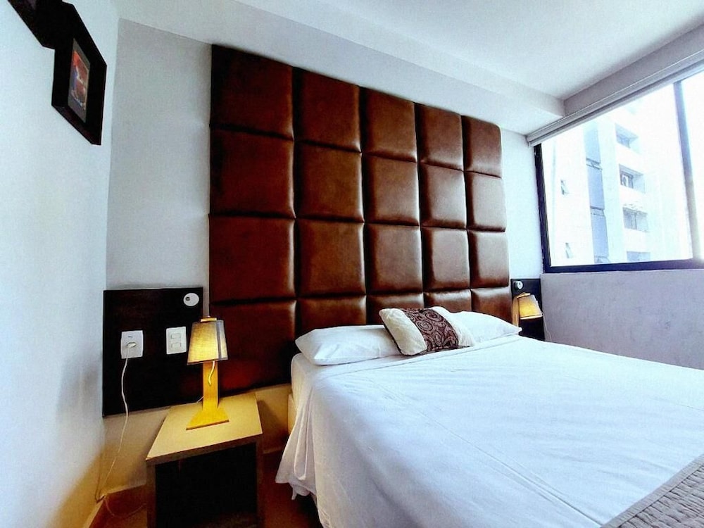 Duble Hotel 20/60