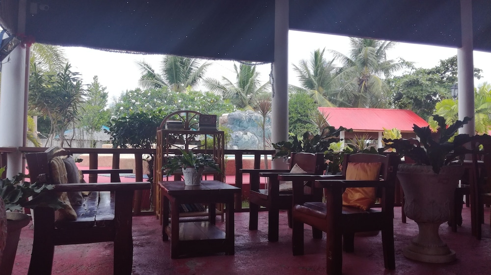 Bonita Oasis Beach Resort 36/60