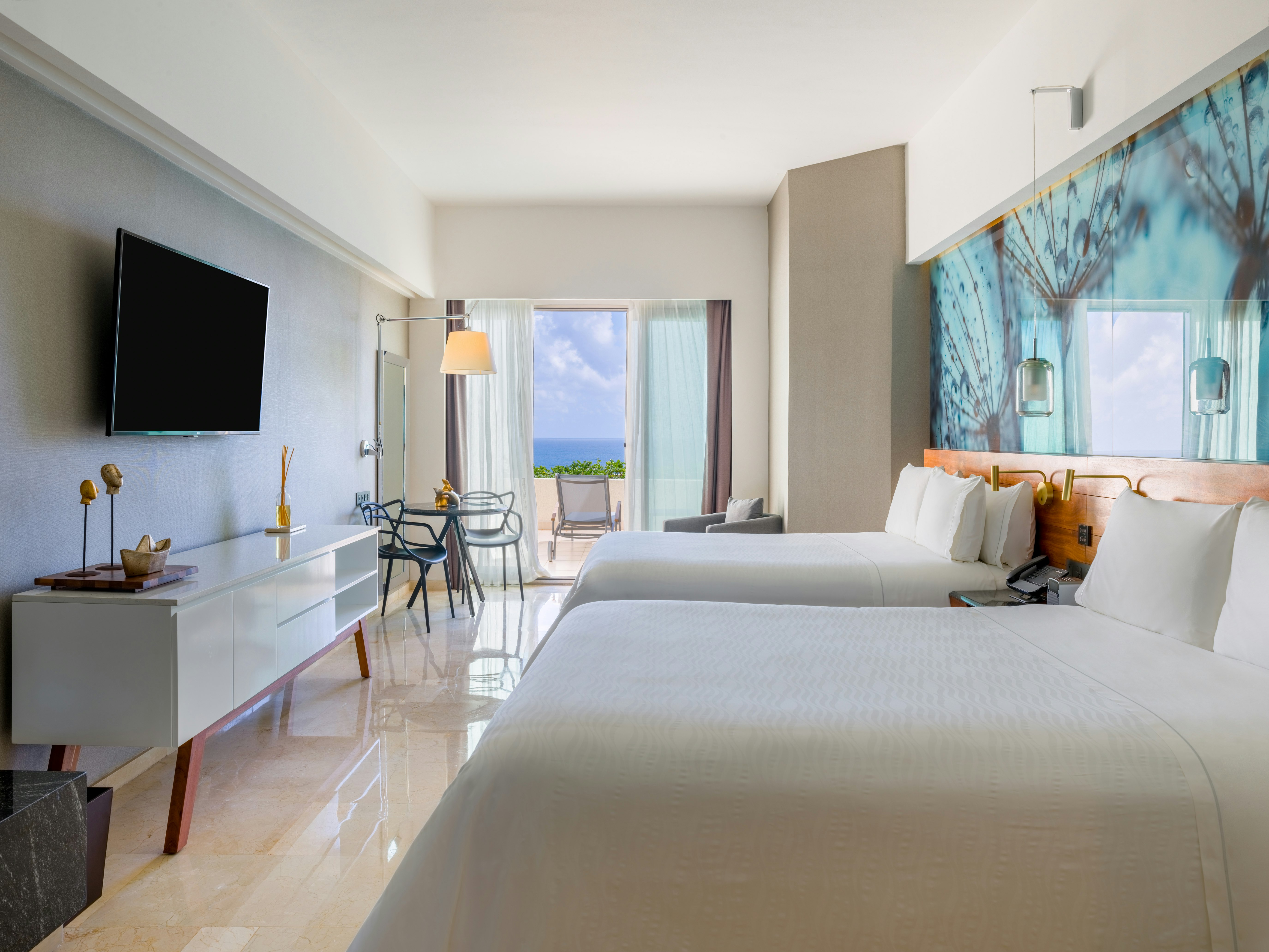 PREMIUM, 2 DOUBLE BEDS, OCEAN FRONT, TERRACE