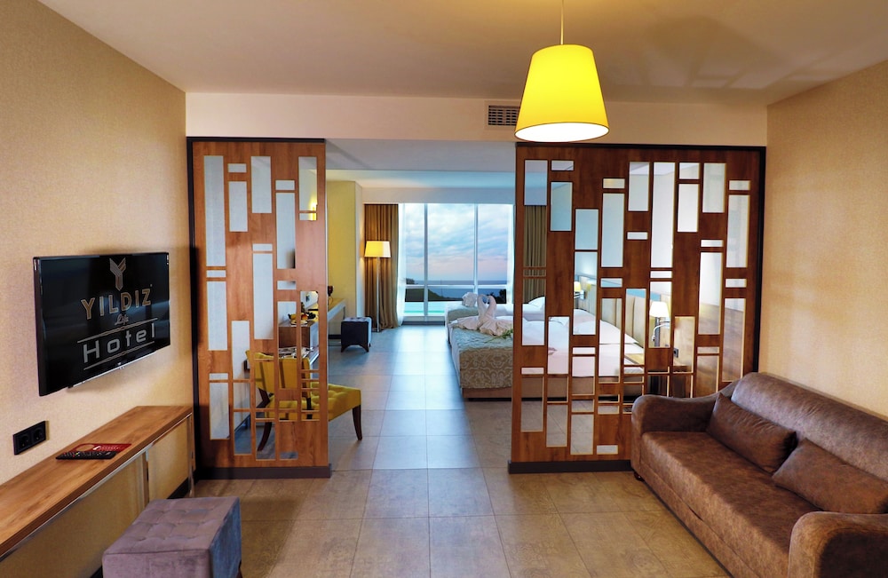Yildiz Life Hotel 50/72
