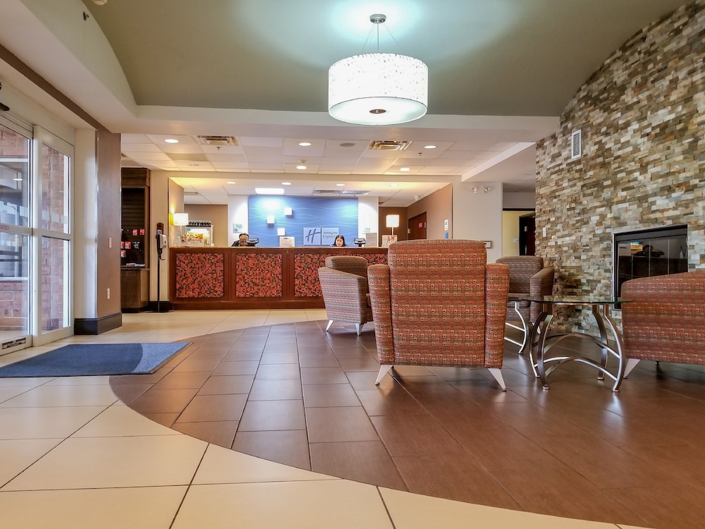 Holiday Inn Express Hotel And Suites Orange City 10/63