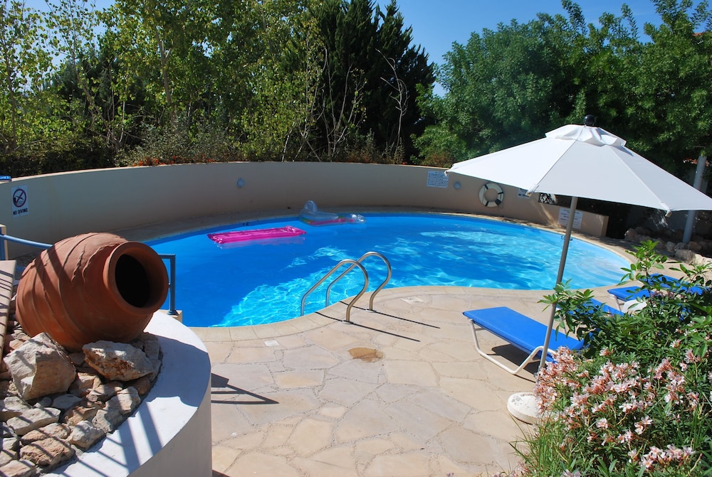 Coral Sun Villas 18/50