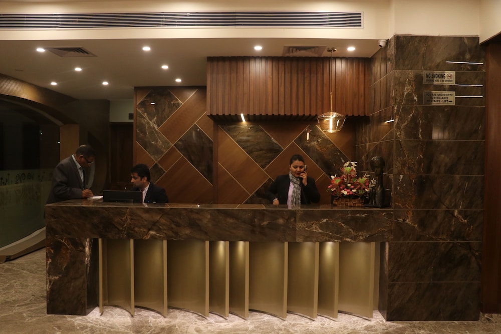 Hotel Shagun Zirakpur 12/50