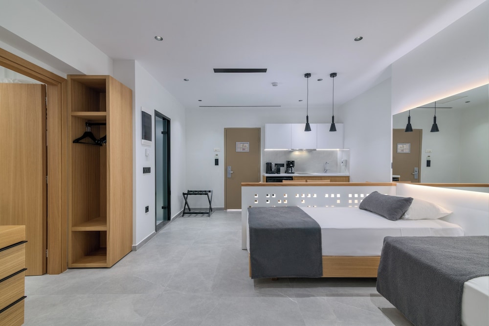 Kids Suite, Superior, Suite, 4 Beds, Beach Front, Garden View, Sofa, Wing 4