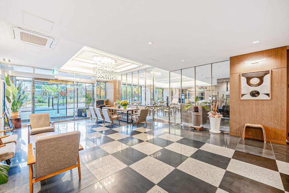 Brown-Dot Hotel Daegu Hyukshin Doshi 13/50