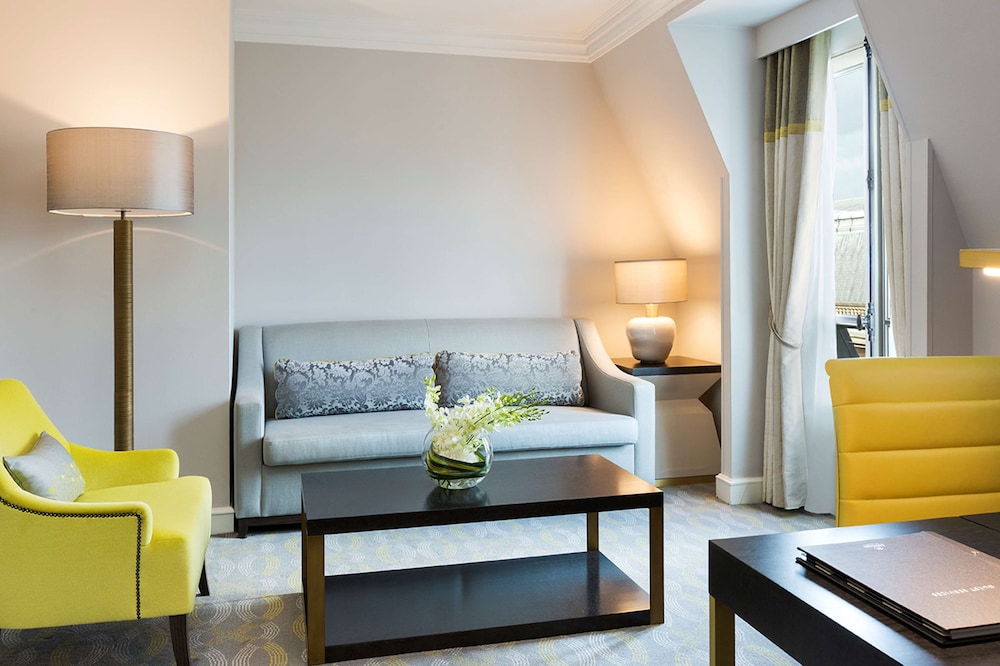 Hilton Paris Opera 42/81