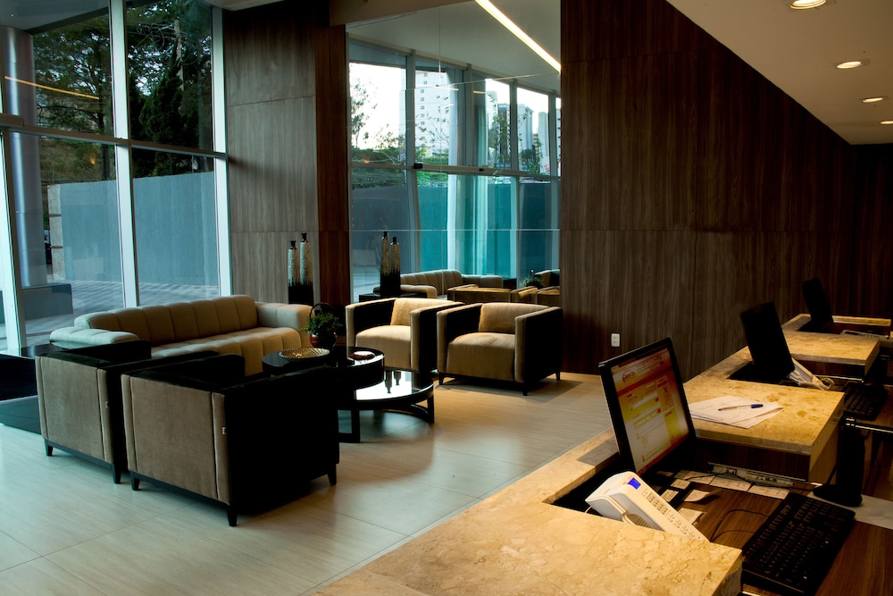 Bh Raja Hotel 25/46