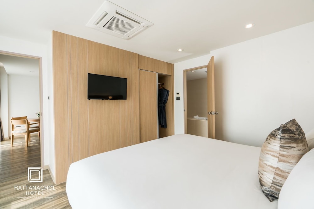 Rattanachol Hotel 19/50