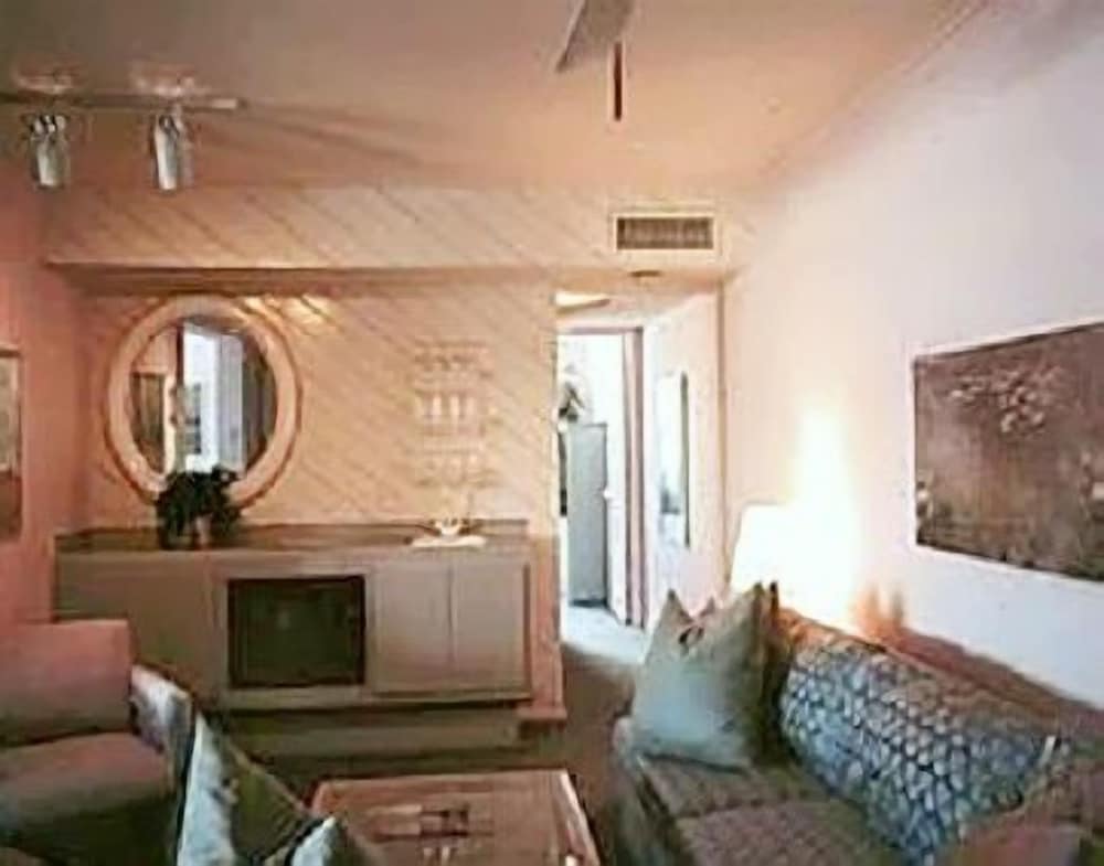 Sands Inn & Suites Lake Havasu City 44/60