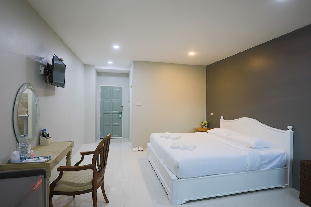 Phuket Nonnita Boutique Resort 19/69