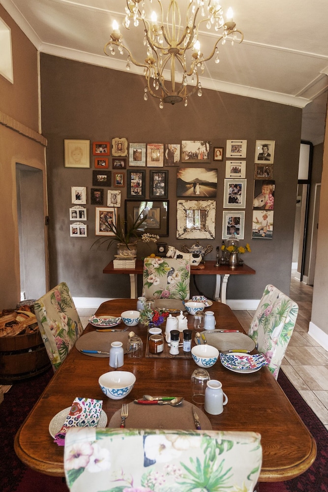 Town And Country Guest House 29/50
