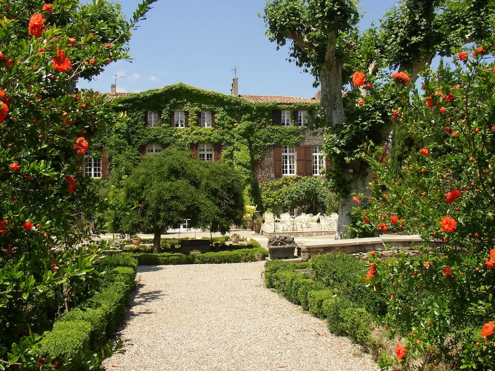DOMUS SELECTA CHATEAU DE FLOURE 53/57
