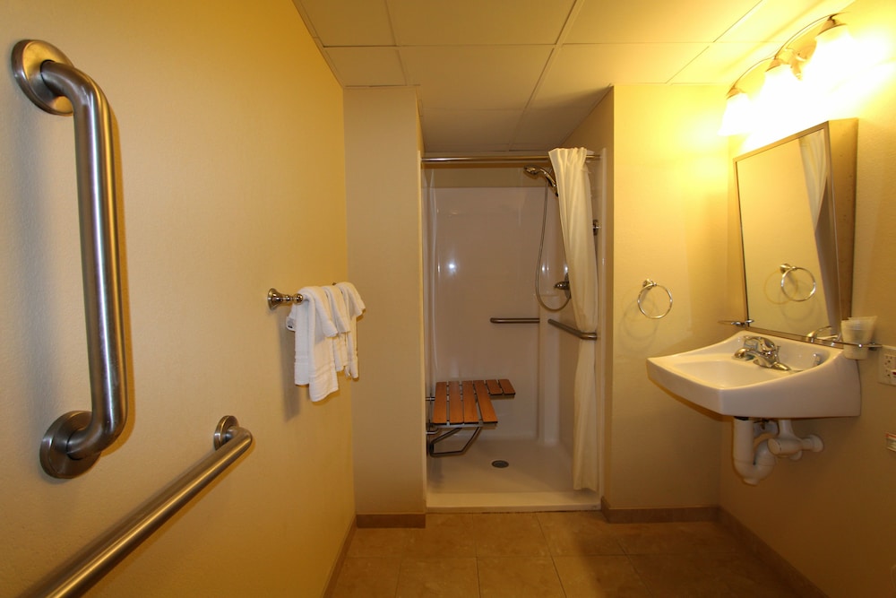 Gold Leaf Hotel of Dewey-Rehoboth Beach 4/47