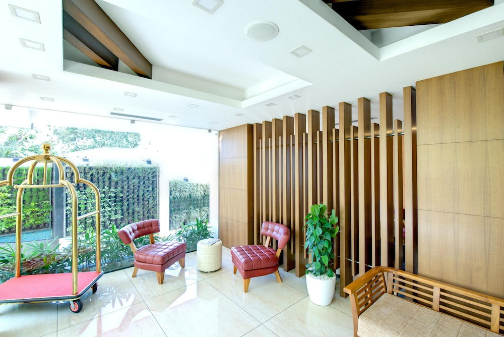 Sidra Pristine Hotel & Portico Halls 35/50