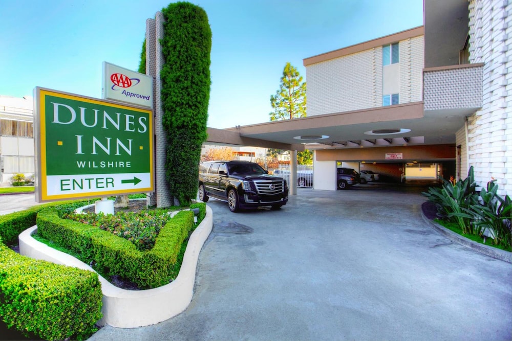 Dunes Inn Wilshire 4/72