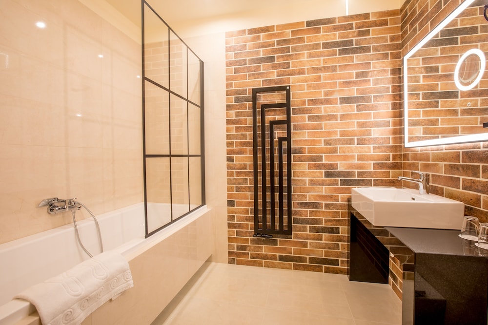 غرفة كلاسيكية سوبيريور بسرير مزدوج أو سريرين منفصلين، Hotel Diament Plaza Katowice 9/10