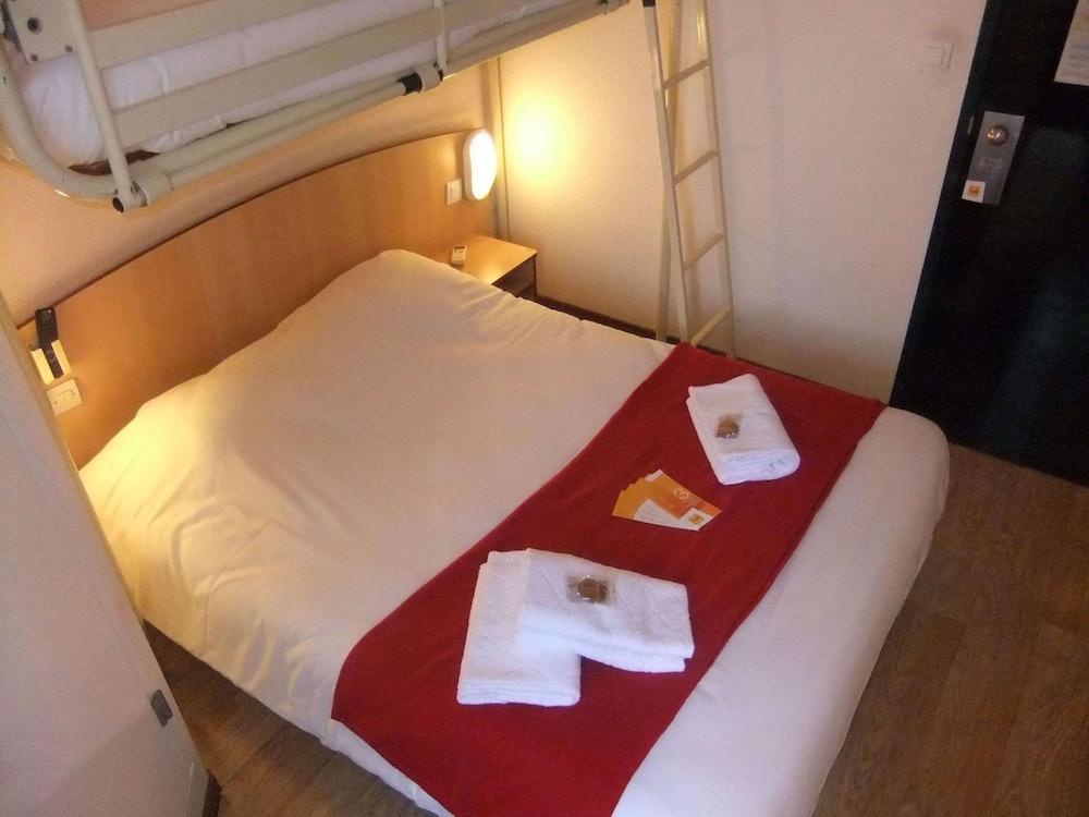 Hotel Premiere Classe Niort Est - Chauray 27/57