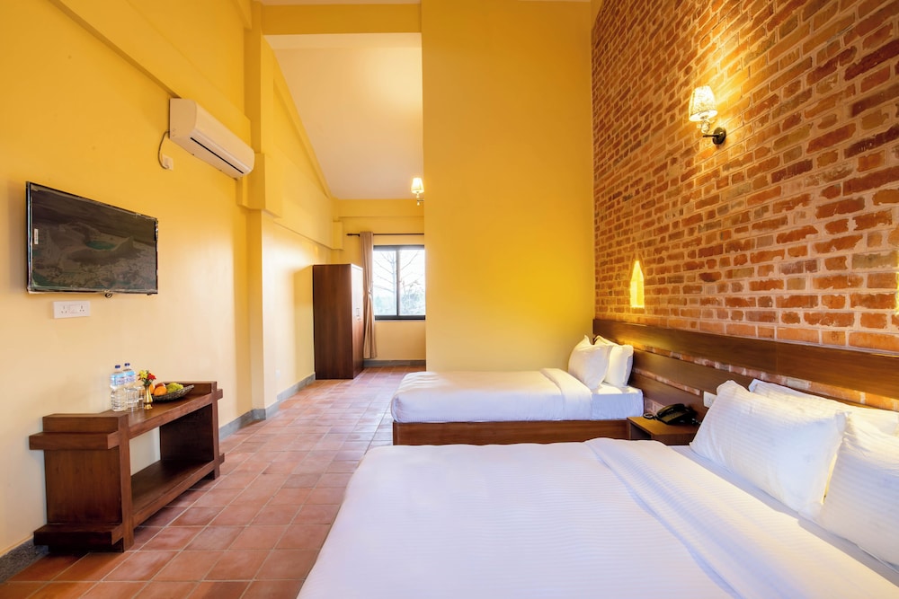 Badreni Jungle Resort (P.) Ltd 14/48
