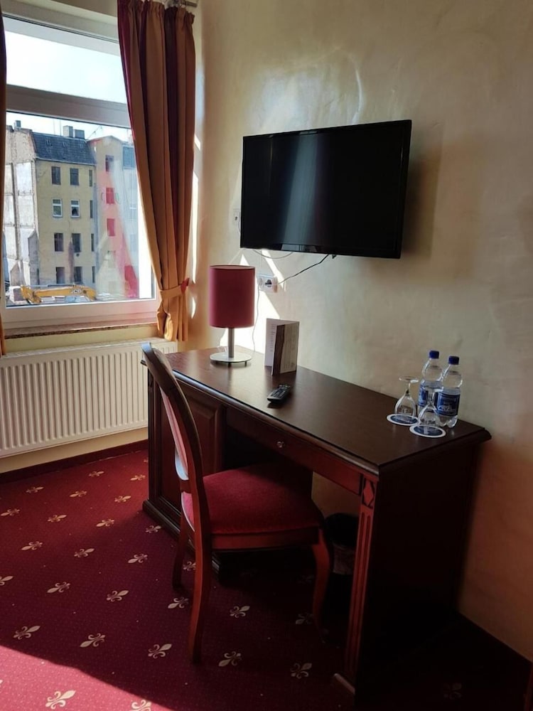 Hotel Medaillon 34/41