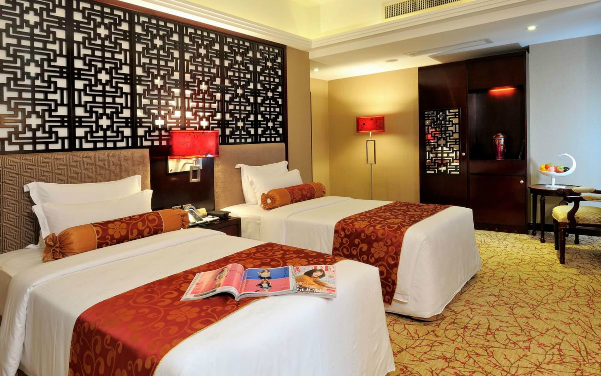 SUPERIOR, TWIN BEDS
