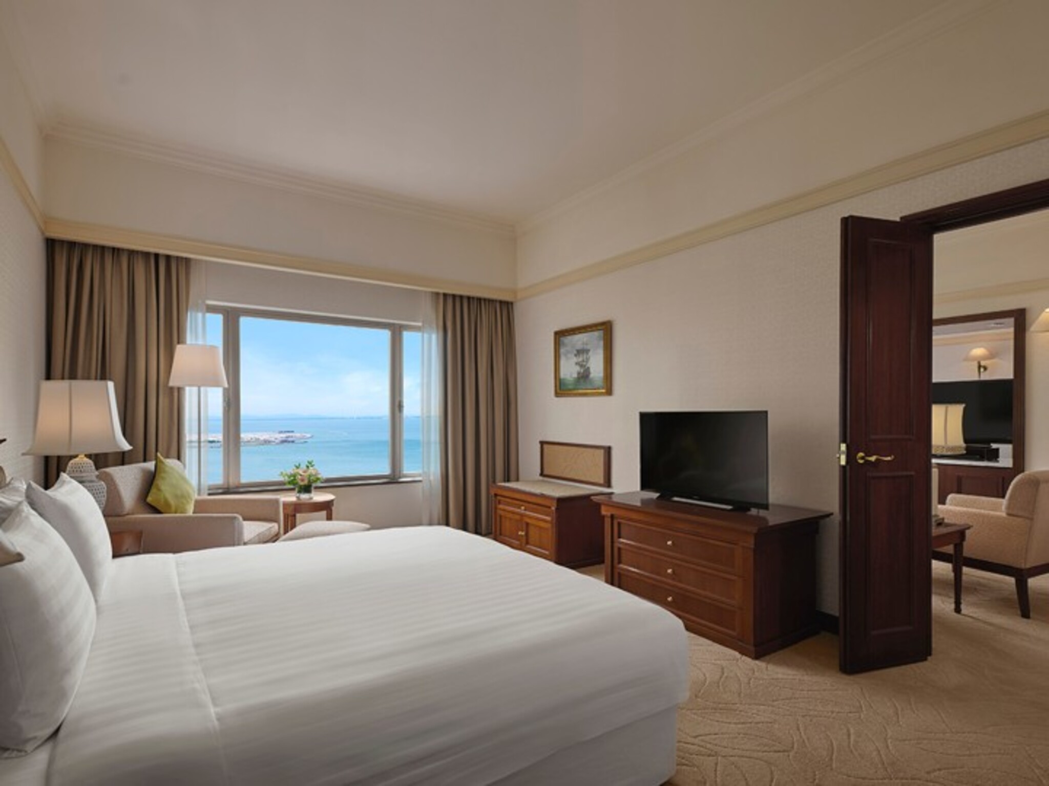 Deluxe, Suite, King Bed, Sea View