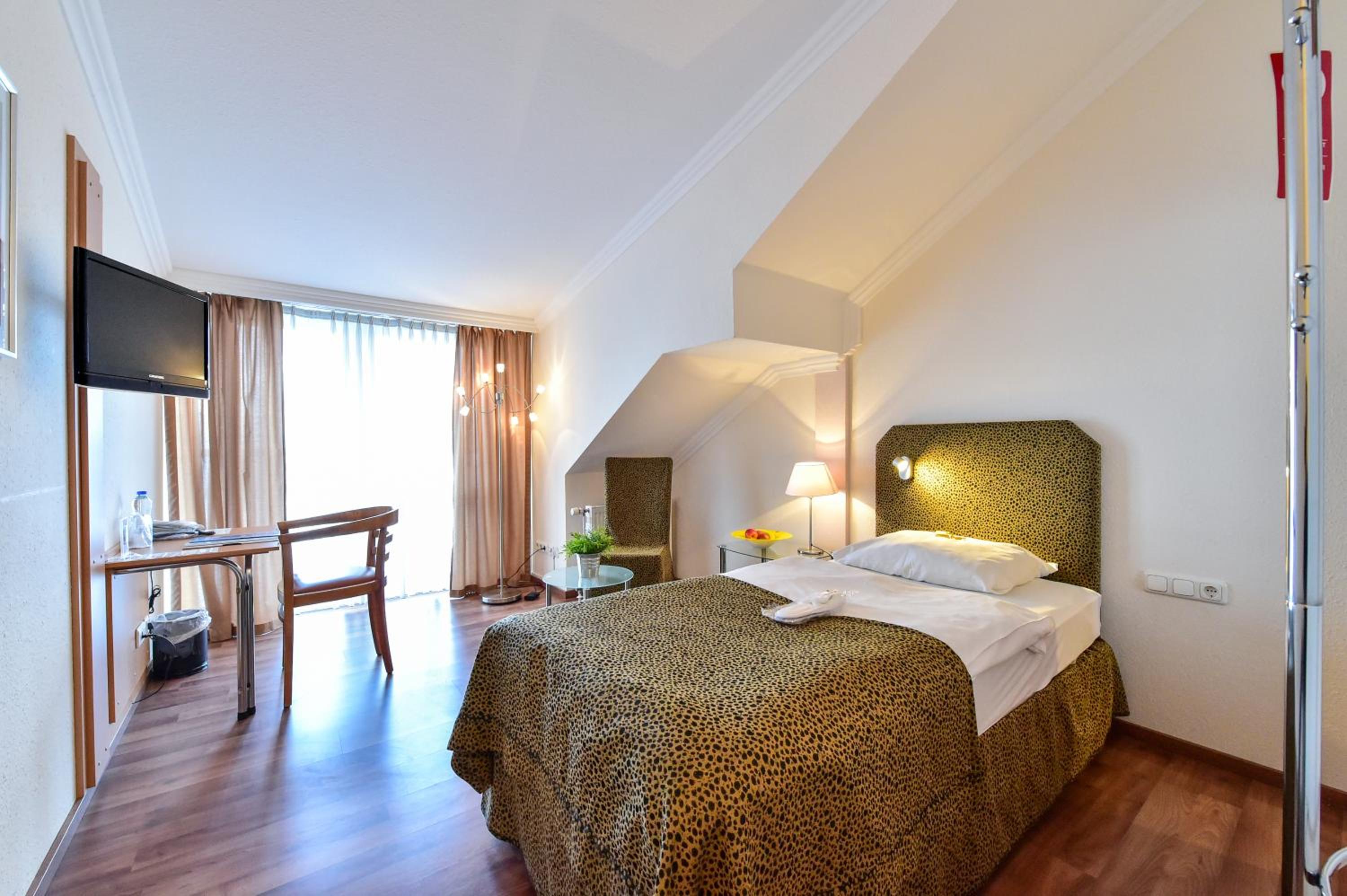 غرفة مفردة، STADT HOTEL Iserlohn 2/6