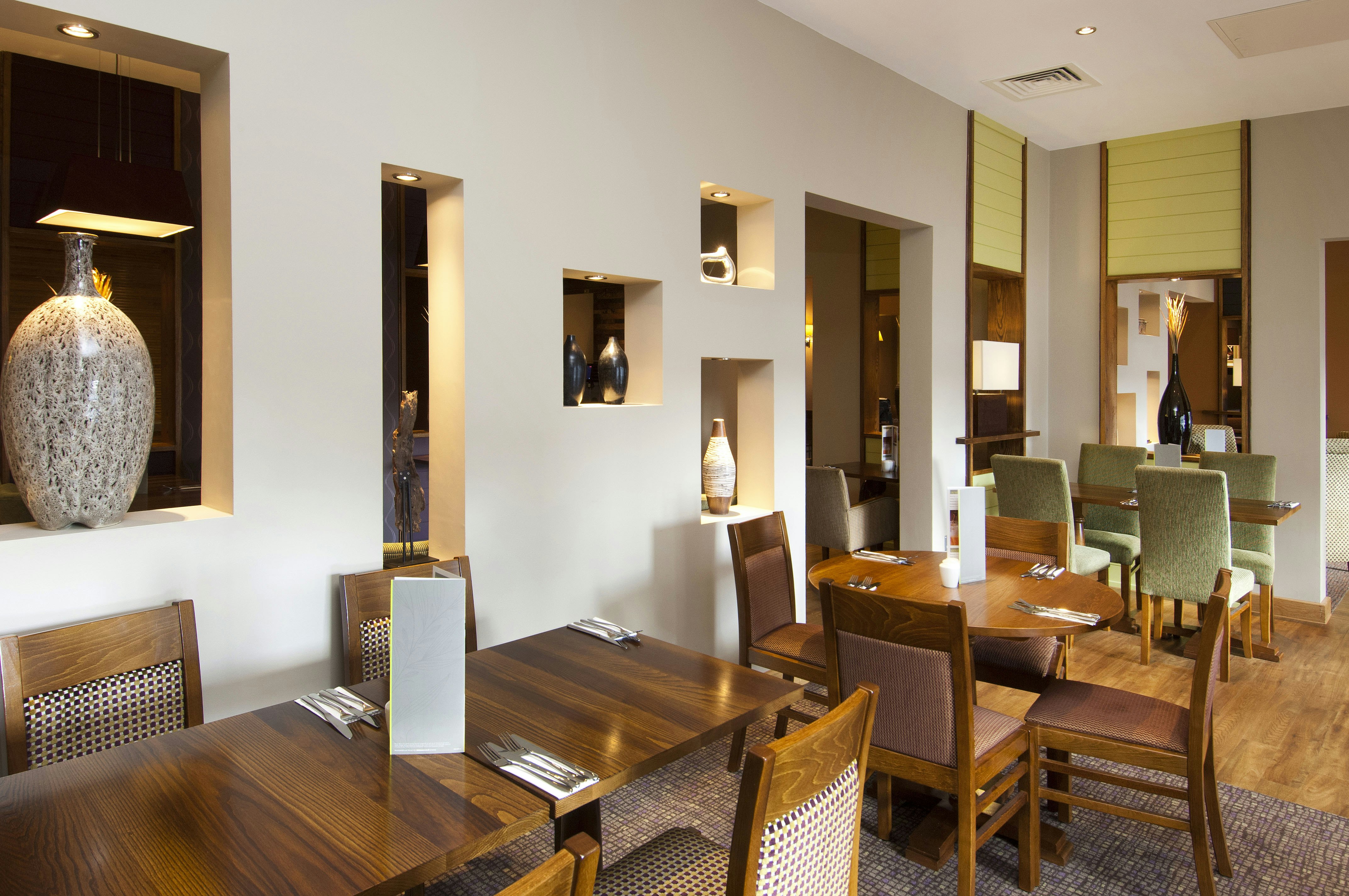 Premier Inn Manchester City Centre Piccadilly 35/51