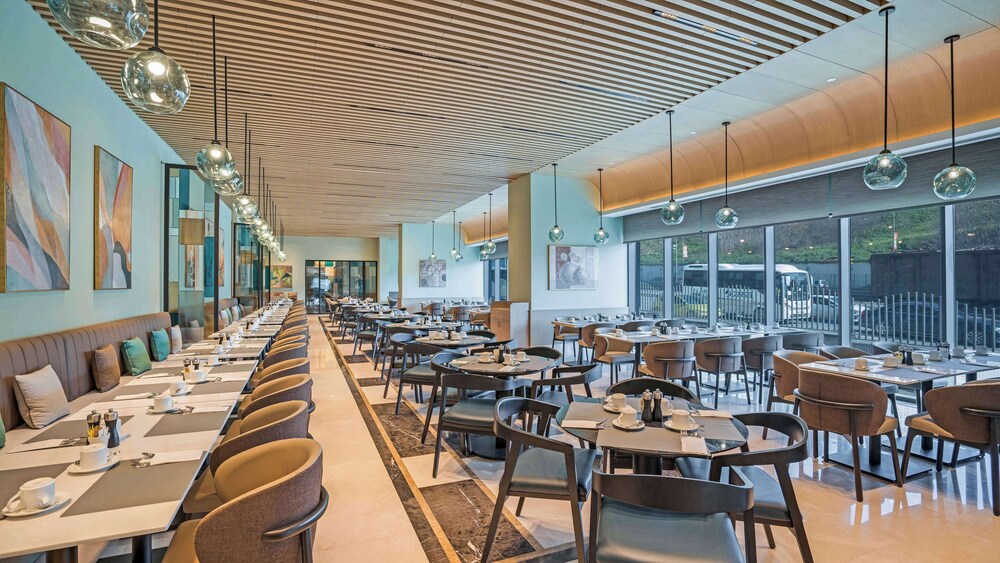 Radisson Hotel Istanbul Merter 32/48