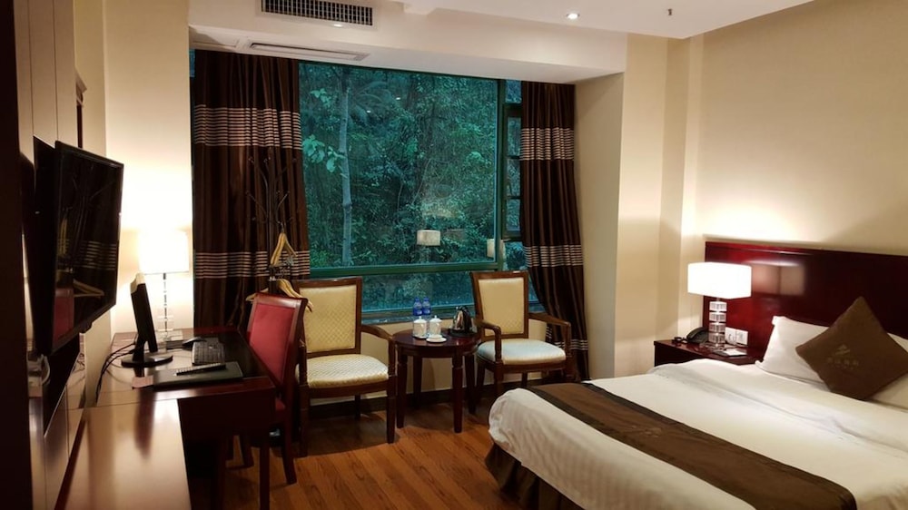 Grand Villa Hotel 24/39