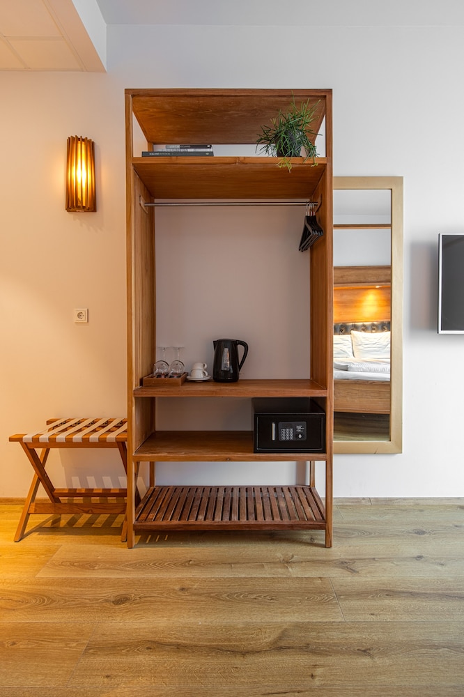 Hotel Von 8/50