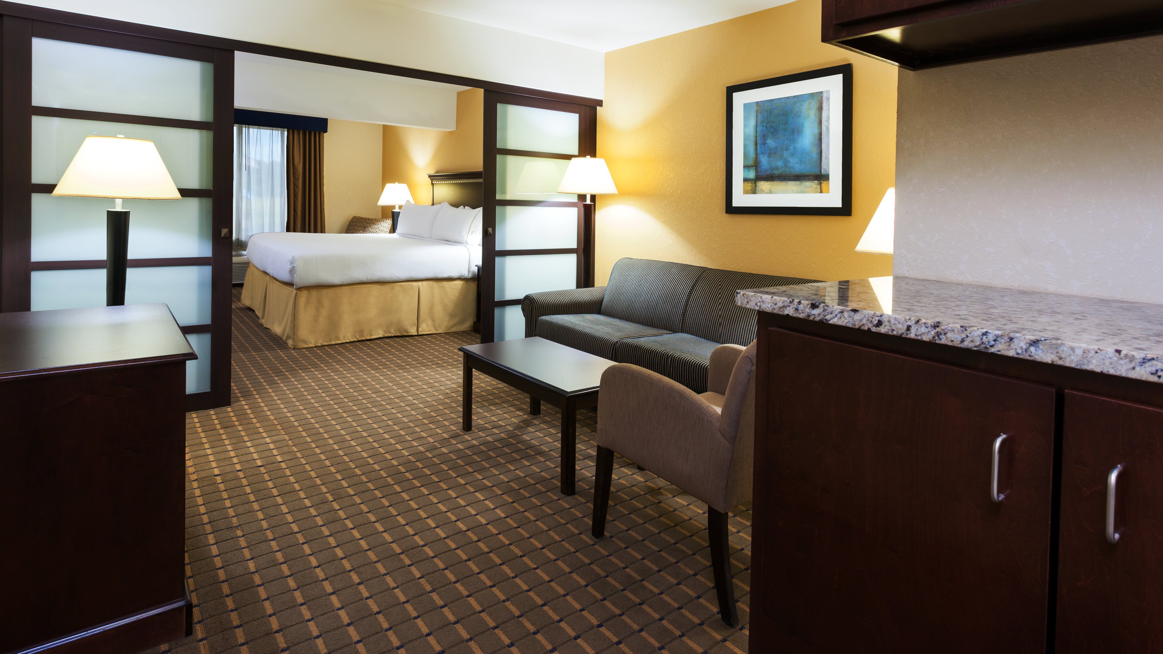 Holiday Inn Express And Suites Allentown West Ex Bw Plus Allentown Inn Suites 32/52