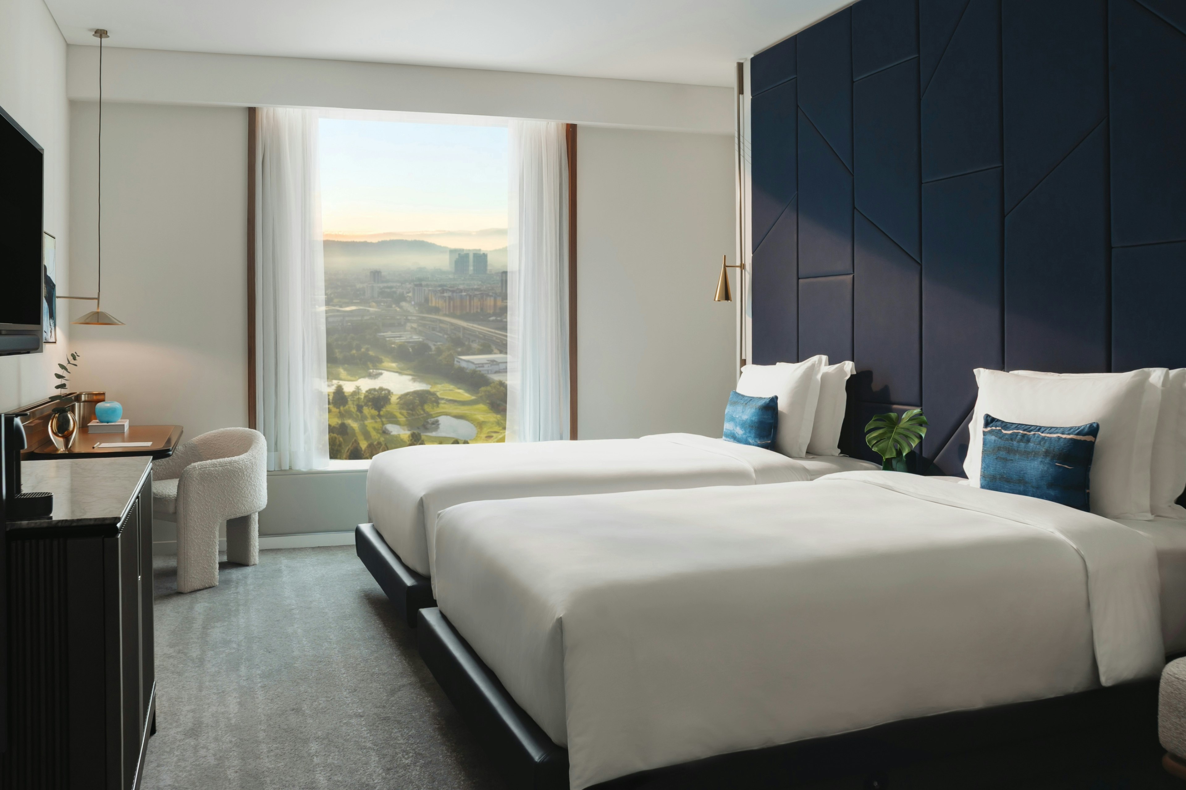 Premium, Twin Beds, Golf Course View, High Floor