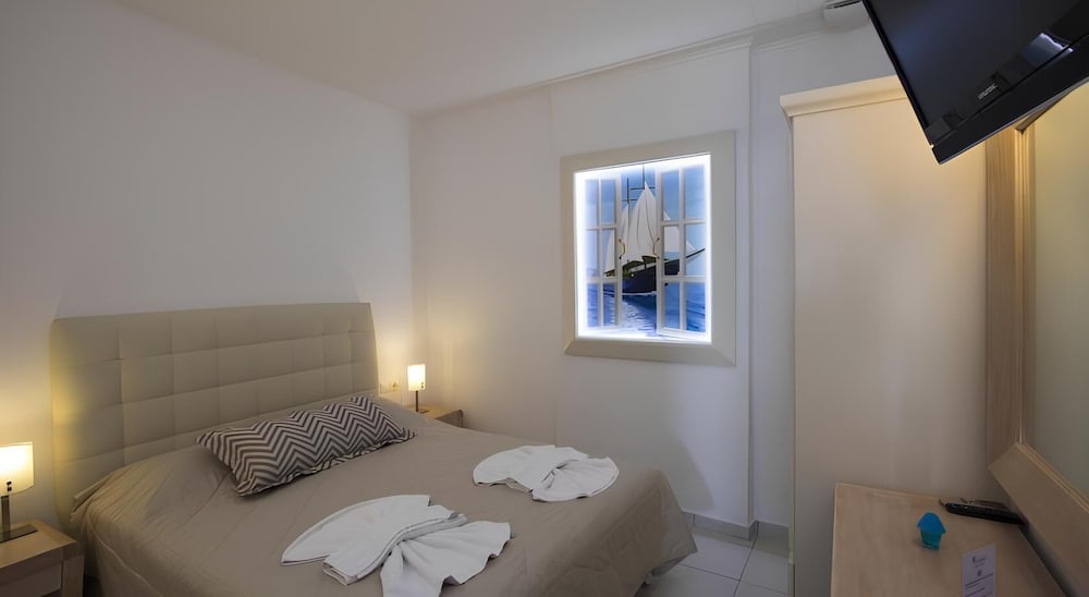 Erato Apartments Santorini 21/75