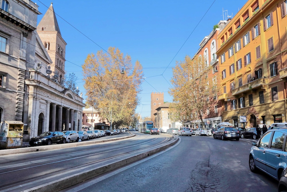 Sonnino Suite 55/59