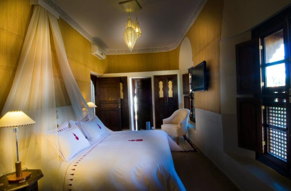Riad Charai 28/77