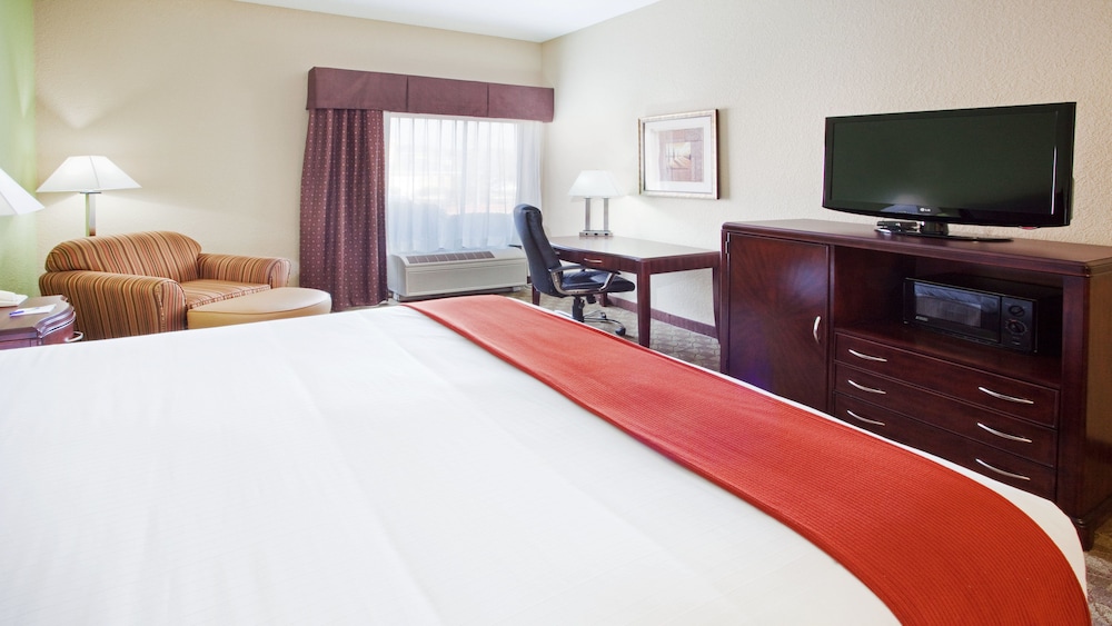 Holiday Inn Express Peachtree Corners Norcross 18/78