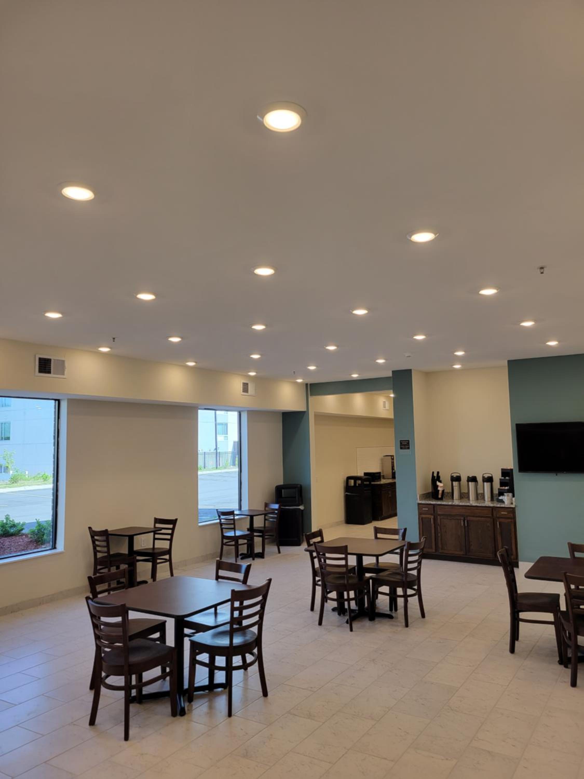 Sleep Inn and Suites Coliseum Area 12/22