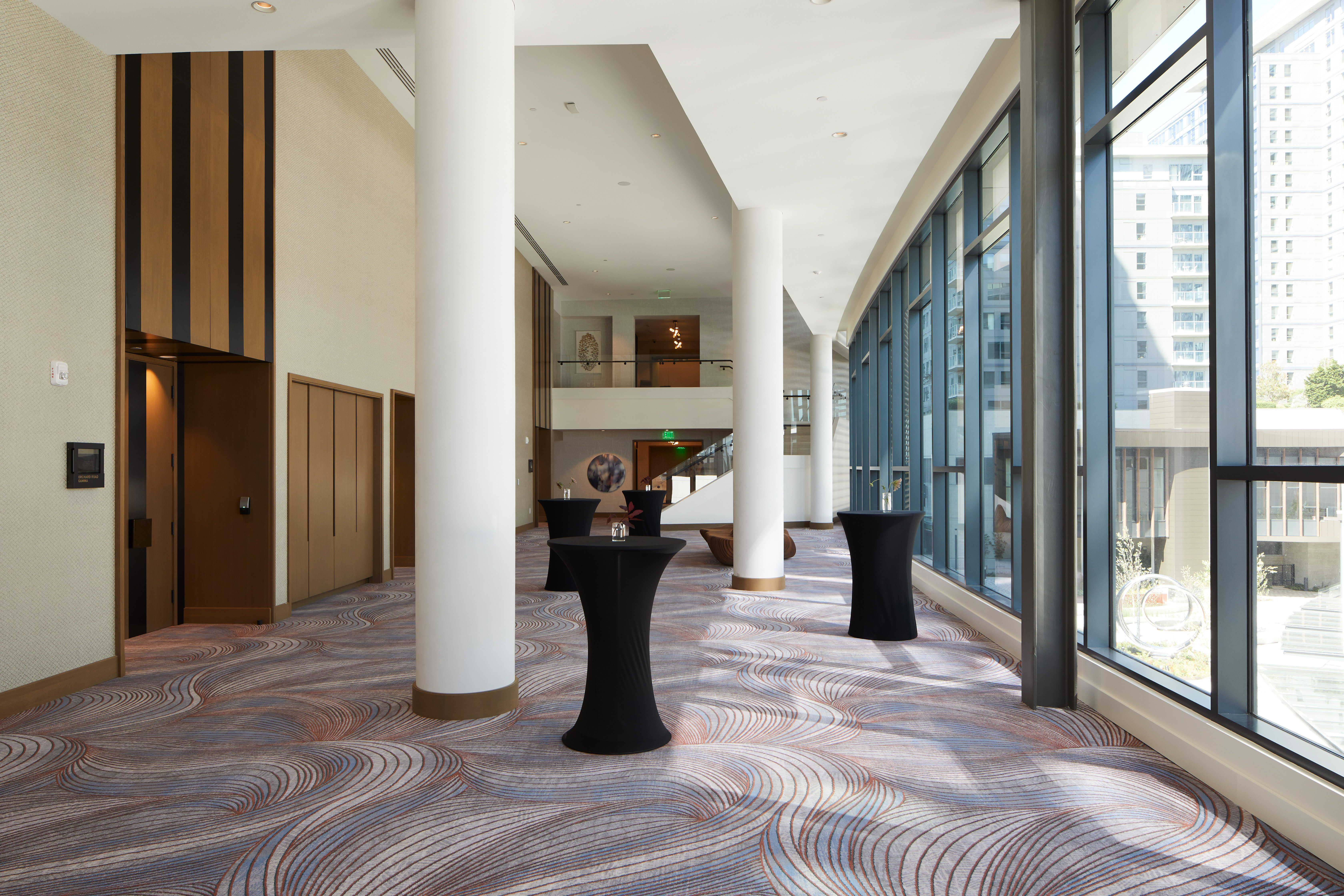 InterContinental Bellevue at the Avenue 8/50