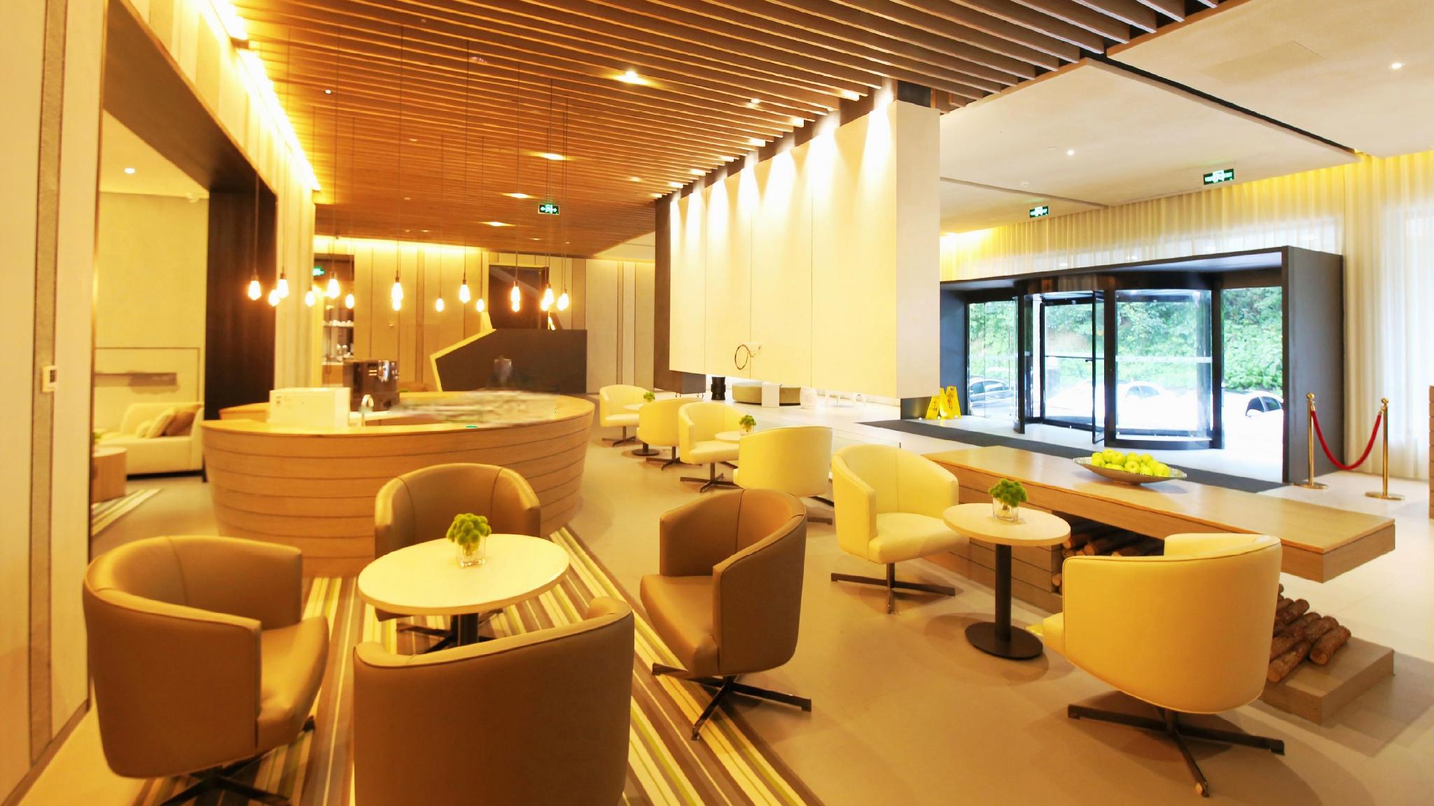 Jinjiang Inn Select (Lushan Scenic Area Xiangshan Road Yunzhong) 41/50